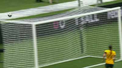 We've been robbed again at the back here. - Matildas: The World at Our Feet