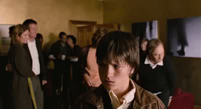 We've decided to bring Leslie back home until the service. - Bridge to Terabithia