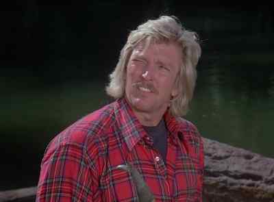 We've get ourselves a small jam-up.
Climb aboard. - The Six Million Dollar Man