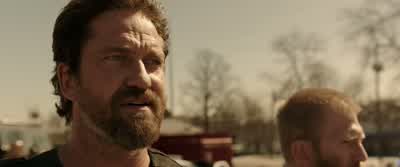 We've got a chopper that's gonna come down. - Den of Thieves