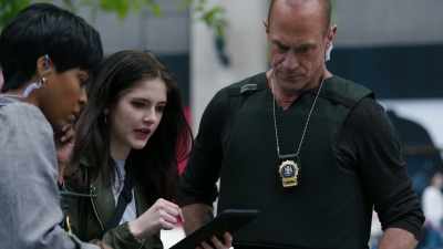 We've got it all on a flash drive - Law & Order: Organized Crime