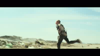 We've got one assailant leaving on foot, ma'am. - Elysium