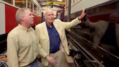 We've got primer,
two coats of undercoat. - Great Rail Restorations with Peter Snow