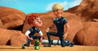 -We've gotta find a way to warn the team.
-How do we do that? - Spy Kids: Mission Critical