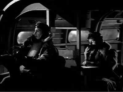 We've just passed over into Germany. - Man Hunt
