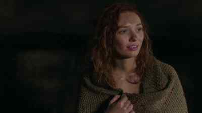 Wha' she be smirkin' at? - Poldark