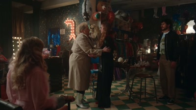 - Wha...
- Whatever it is, you can tell me. - Extraordinary