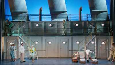 - What?
- A joke, ladies and gentlemen! - Anything Goes