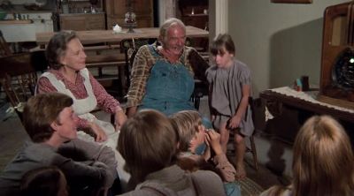 -What a night!
-Yes, it was. - The Waltons