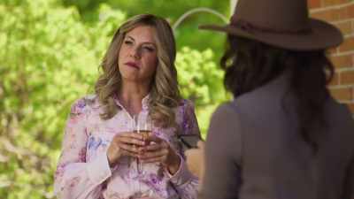 What about an award-winning
apple pie recipe? - The Heiress and the Handyman