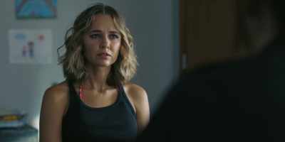 - What about her?
- What about - I Know What You Did Last Summer