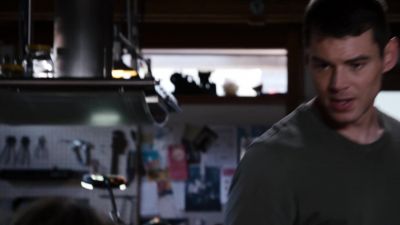 What about the gate clearance? - Sense8
