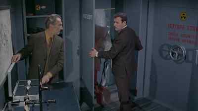- What about this?
- That's it. - Island of Terror