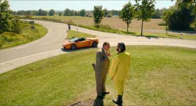 What am I going to do with a traffic circle?
- Not everyone has that. - Guglhupfgeschwader