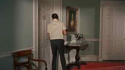 What am I knocking?
A pet can't answer the door. - The Ladies Man