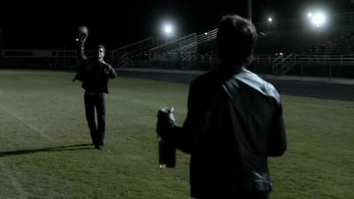 What are we doin' here? - The Vampire Diaries