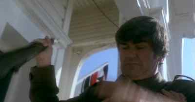 What are you doin'? - The Stunt Man