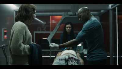 -What are you doing?
-Abigail, get me
an intravenous line. - Origin