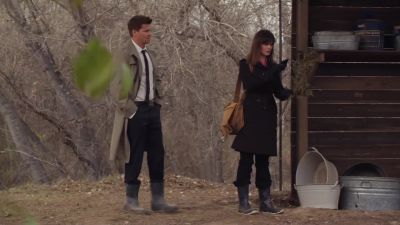 What are you doing, Bones? - Bones