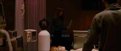 - What are you doing to her? - Elizabeth Harvest
