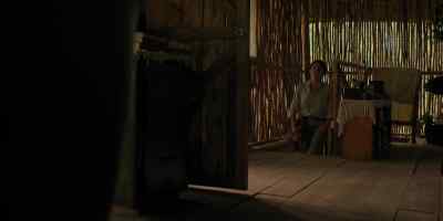- What are you doing here, Allie?
- Hear me out. - The Mosquito Coast