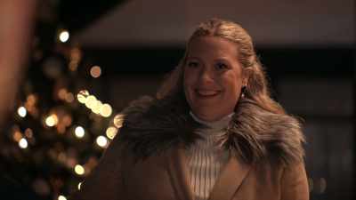 -What are you doing here?
-I just wanted to make sure - The Christmas Charade