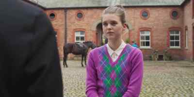 -What are they doing here?
-I'm glad Pin's here. - Free Rein