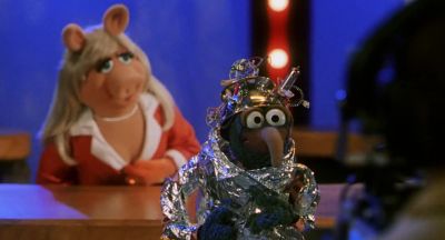 What are you doing here - Muppets from Space