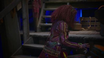 What are you doing here? - Descendants 3