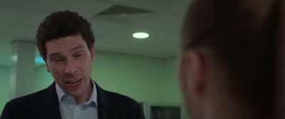 -What are you doing here?
-The private hospital was full-- - Bank of Dave