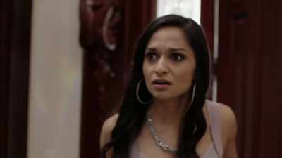 - What are you doing here?
- Why don't you ask your husband that? - Somewhere Between