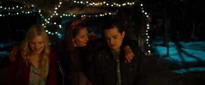 -What are you doing here?
-You thought you could hide from me? - All My Friends Are Dead
