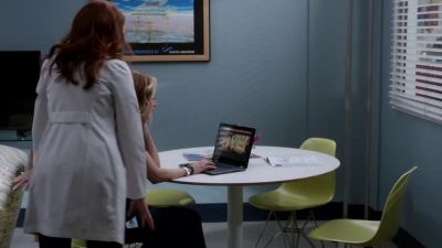 - What are you doing?
- Hey. - Grey's Anatomy