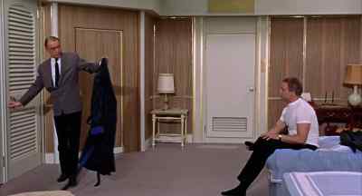 What are you doing, Hudson? - A Countess from Hong Kong