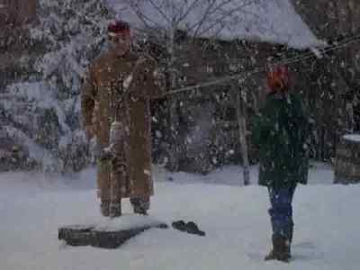 - What are you doing?
- I am going to free up the pump. - A Christmas Romance