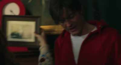 - What are you doing?
- I brought it with me, - She is Love