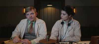 - What are you doing?
- I'm doing my job, Leo. - The Soviet Sleep Experiment