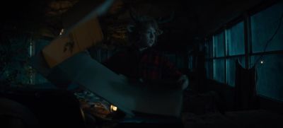- What are you doing in there?
- Uh, sleeping! - Sweet Tooth