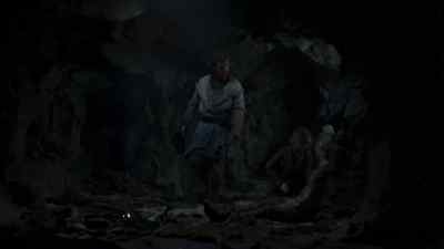 -What are you doing?
-Nothing. - Britannia