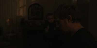What are you doing on the floor? - Servant