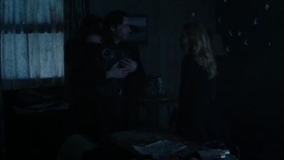- What are you doing? - 12 Monkeys