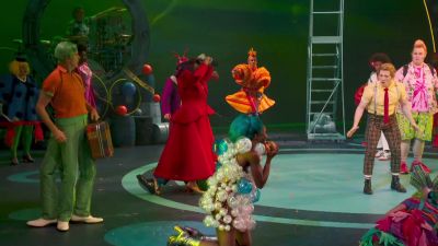 What are you doing - The SpongeBob Musical: Live on Stage!
