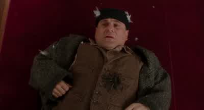 What are you doingHarry don't moveMarvDon't moveWhat are you doingDid I get himDid I get himWhere is it Where is itNever mind that Here How do you like it huh You jerkGet that kid before I Get that kid - Home Alone