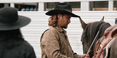 What are you doing? - Yellowstone