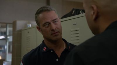 - What are you doing? - Chicago Fire