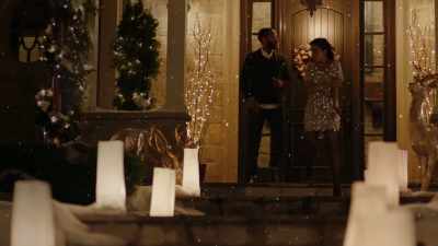 - What are you doing?
- Saving you, - Saying Yes to Christmas