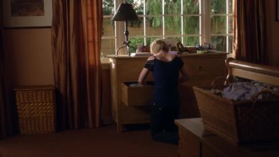What are you doing? That's
Mom and Dad's private stuff. - Medium