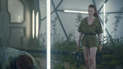 - What are you doing?
- There'’s been a coup. - The Ark