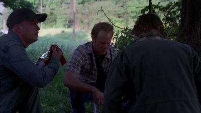 -What are you doing?
-Turning this shit into napalm. - True Blood