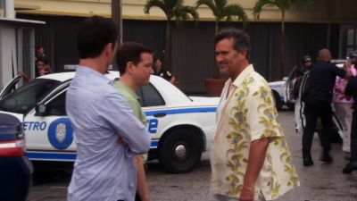 What are you doing? Wait!
You can't do this. - Burn Notice